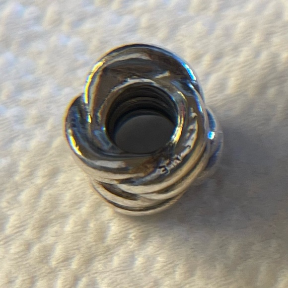 PANDORA sterling silver forget me knot - Picture 3 of 3